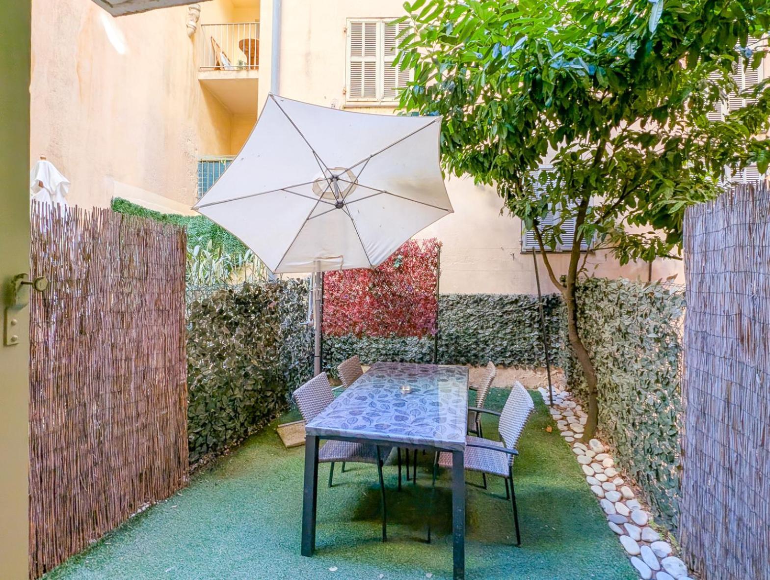 Chateau 4 Pers Vecchia Ac Wifi * Nizza