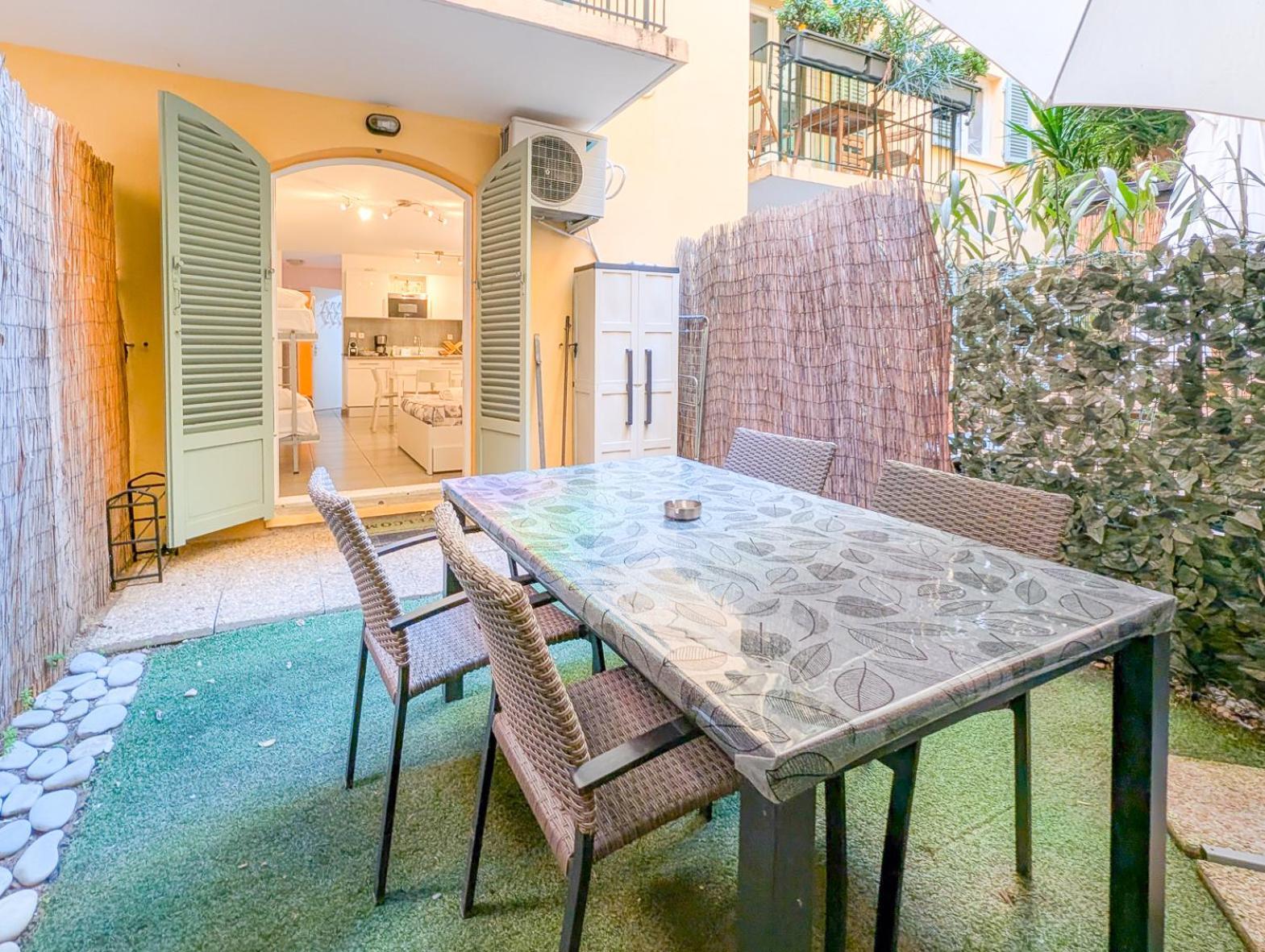 Chateau 4 Pers Vecchia Ac Wifi Nizza